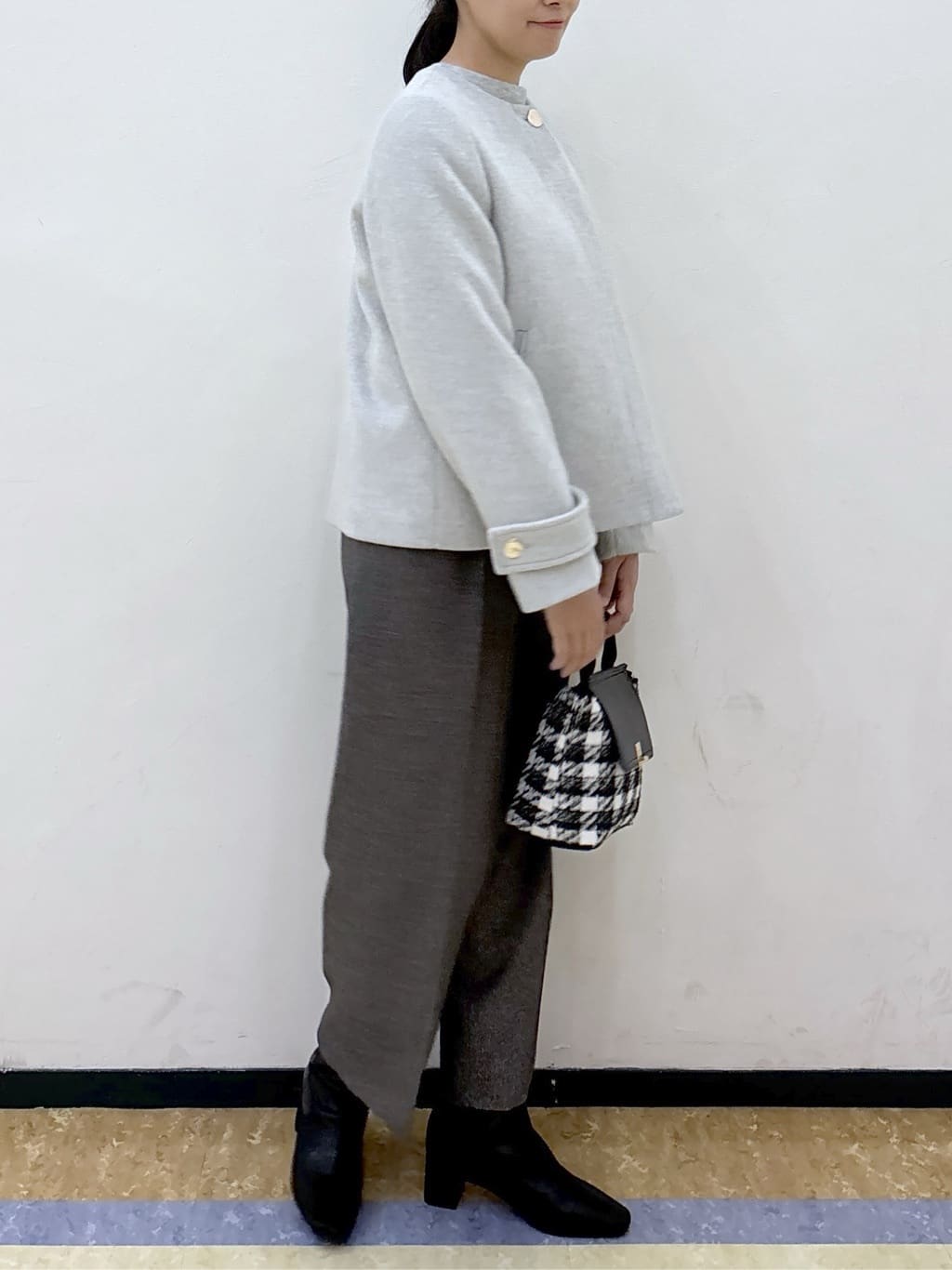 akariさんの「index｜カルゼツイードストレッチワイドパンツ【洗濯機OK／防シワ／イージーアイロン／抗ピル】」を使ったコーディネート