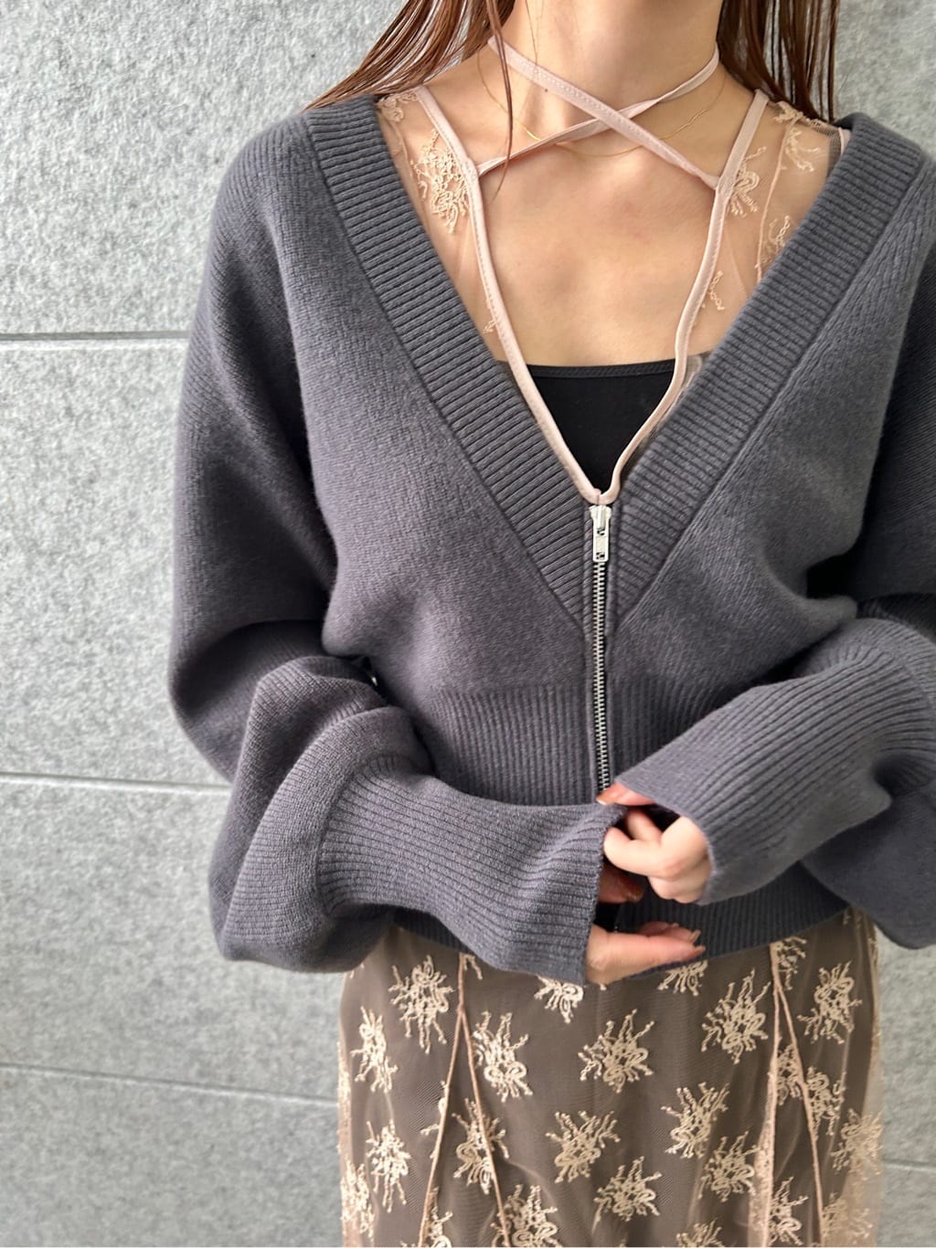 harunaさんの「CODE A｜zip form cardigan」を使ったコーディネート