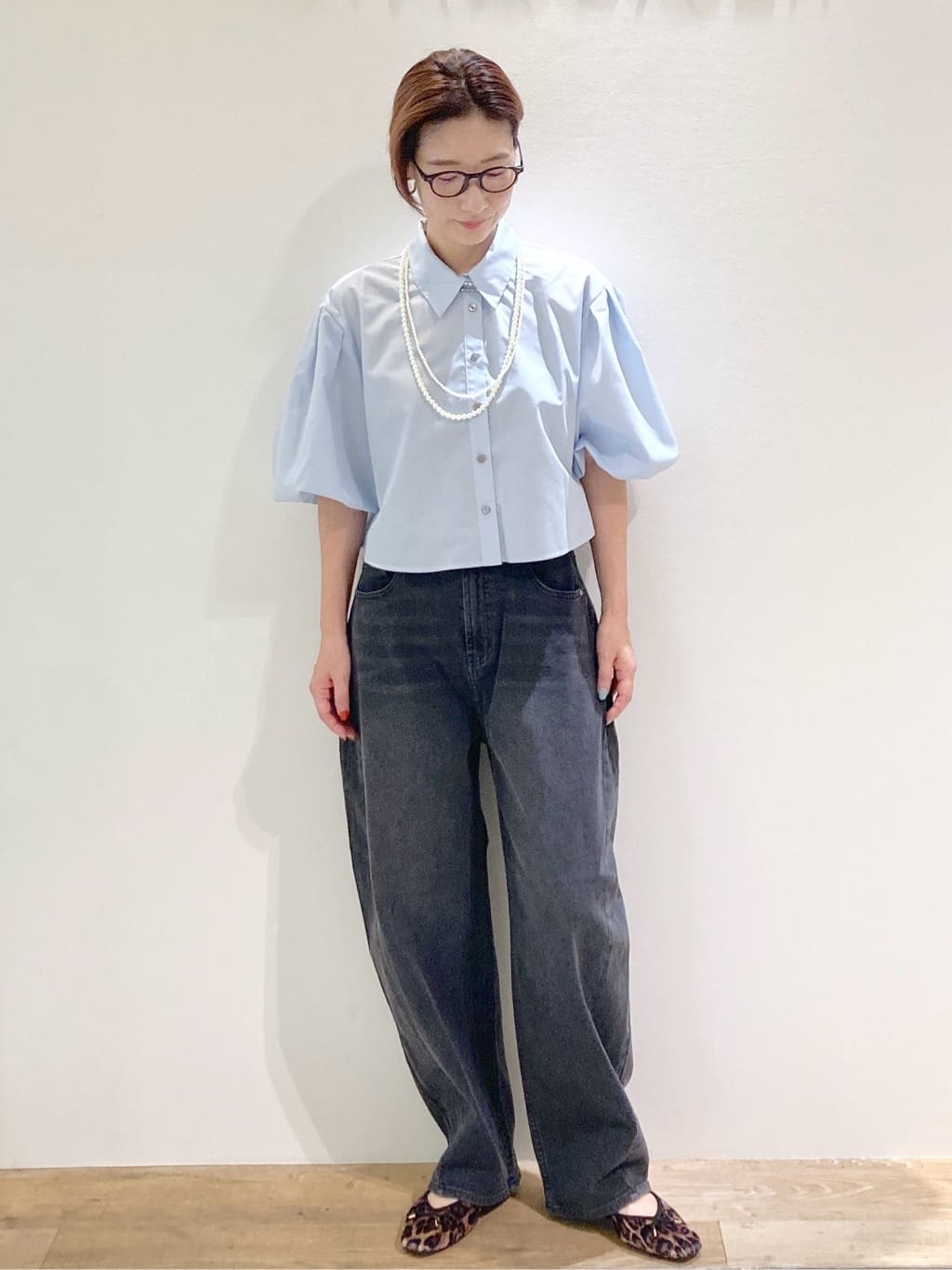 たけねぇさんの「OPAQUE.CLIP｜バルーンスリーブシャツ【洗濯機洗い可】」を使ったコーディネート