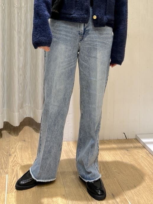 ga_riさんの「THE SHOP TK｜デニムフレアパンツ【洗濯機可】」を使ったコーディネート