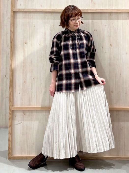 nakoさんの「THE SHOP TK｜カバーオールジャケット【洗える】」を使ったコーディネート