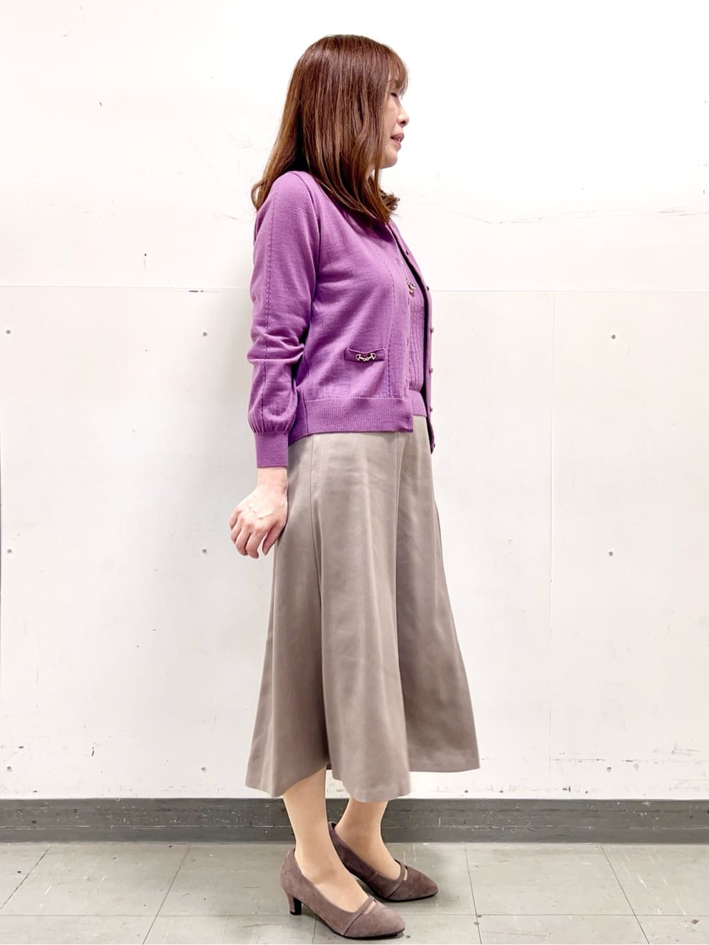 yuさんの「Reflect｜【通勤】スエードライクフレアスカート」を使ったコーディネート