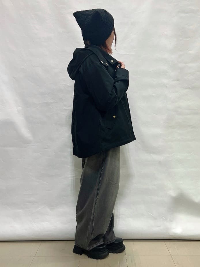 YUIさんの「SHOO･LA･RUE｜【S-LL】立体カーブデニムパンツ」を使ったコーディネート