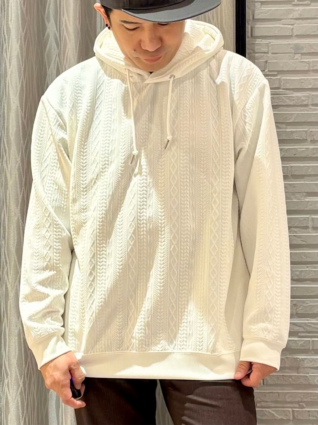 Pーyamaさんの「THE SHOP TK｜【1ランク上の大人カジュアルに】異素材コンビ リブブルゾン」を使ったコーディネート