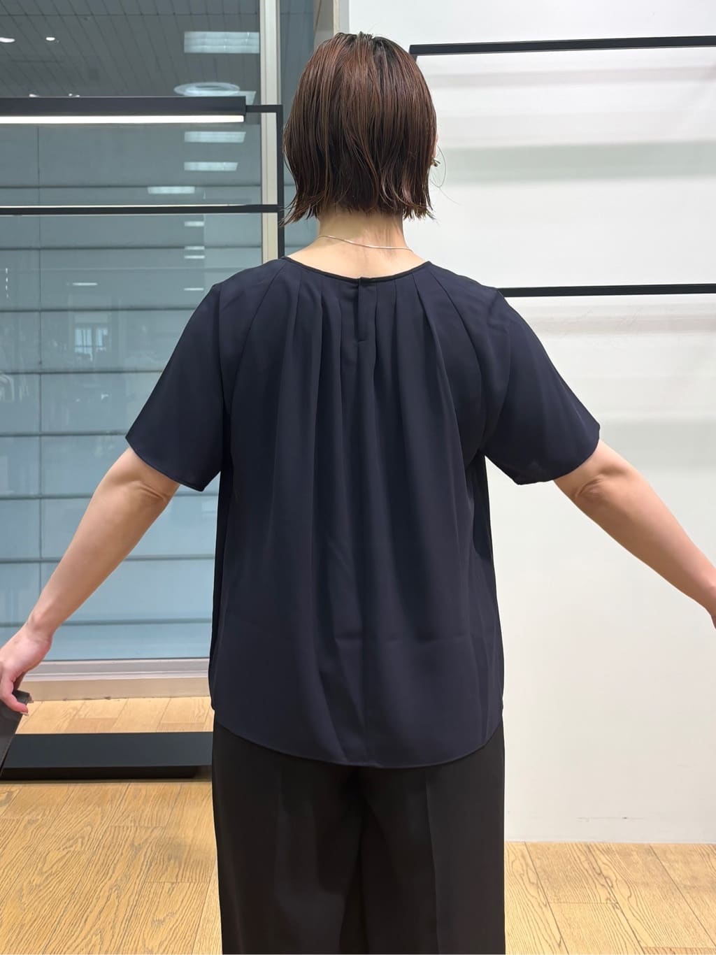asamiさんの「INDIVI｜【UVケア】タックブラウス」を使ったコーディネート