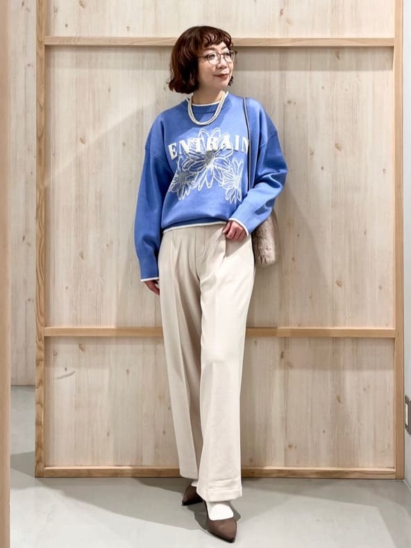 nakoさんの「THE SHOP TK｜花柄ラメジャカードニット」を使ったコーディネート