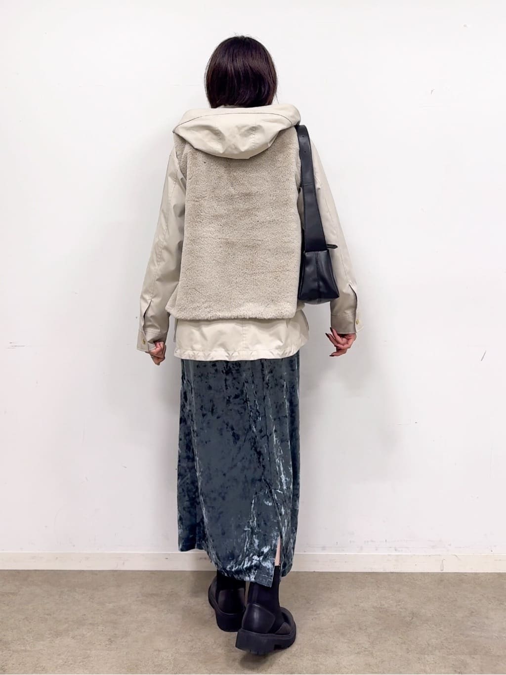 𝐜𝐡𝐢𝐤𝐚さんの「SHOO･LA･RUE｜グラフィックアソート裏毛スウェット」を使ったコーディネート
