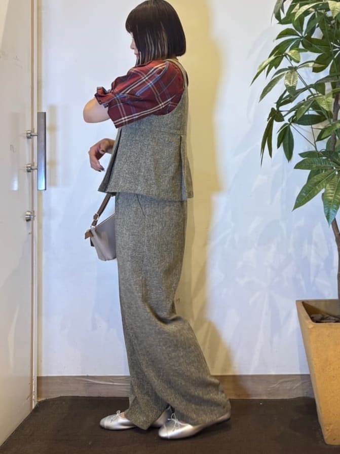 TOWAさんの「SHOO･LA･RUE｜【S-LL/5分袖】お袖タックできれいに魅せる 大人のチェックブラウス」を使ったコーディネート