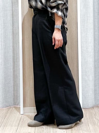 naoさんの「grove｜【カセット服】洗えるストレートワイドパンツ」を使ったコーディネート