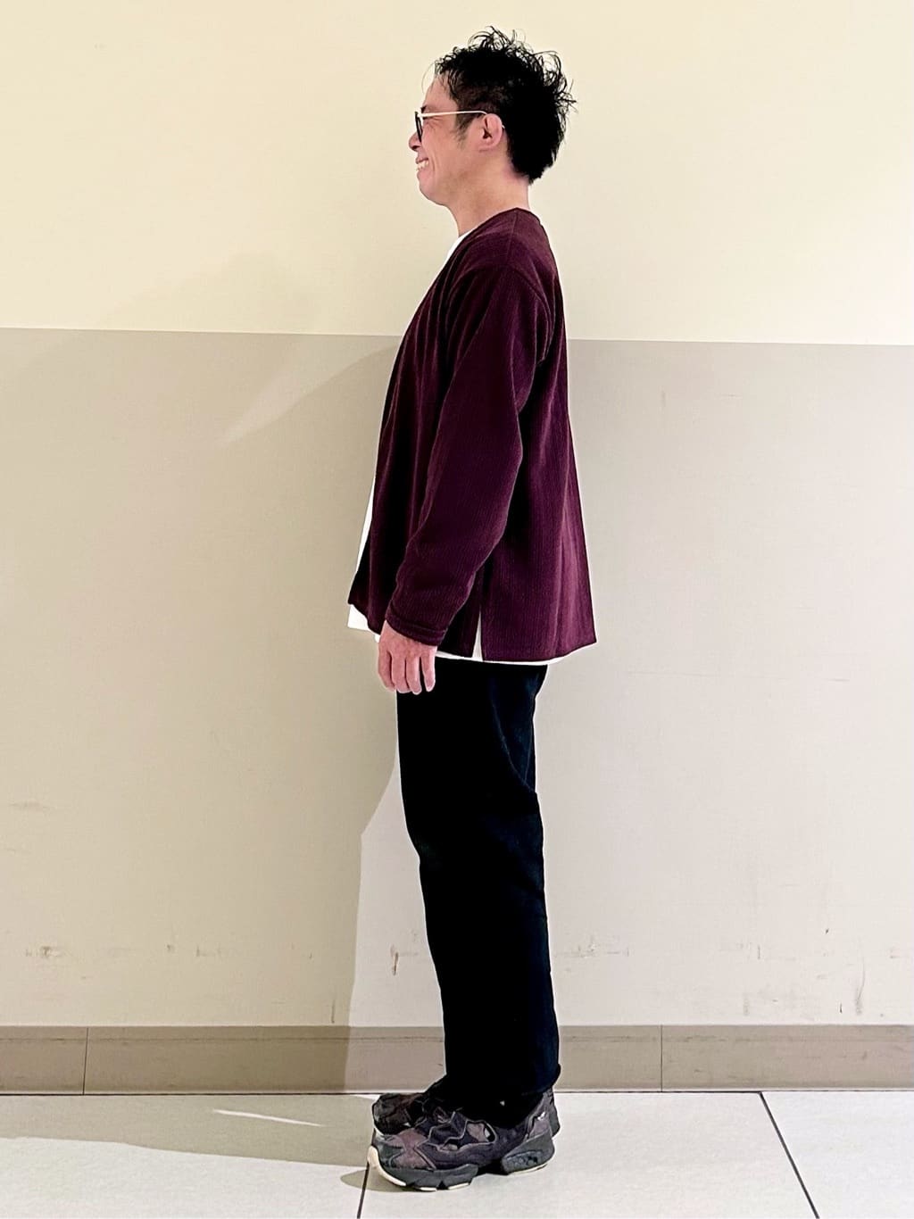 KENJI Iさんの「THE SHOP TK｜【セットでお買い得！】モールニットカーディガン＋長袖Tシャツ　洗濯機OK/吸水速乾・毛玉になりにくい」を使ったコーディネート