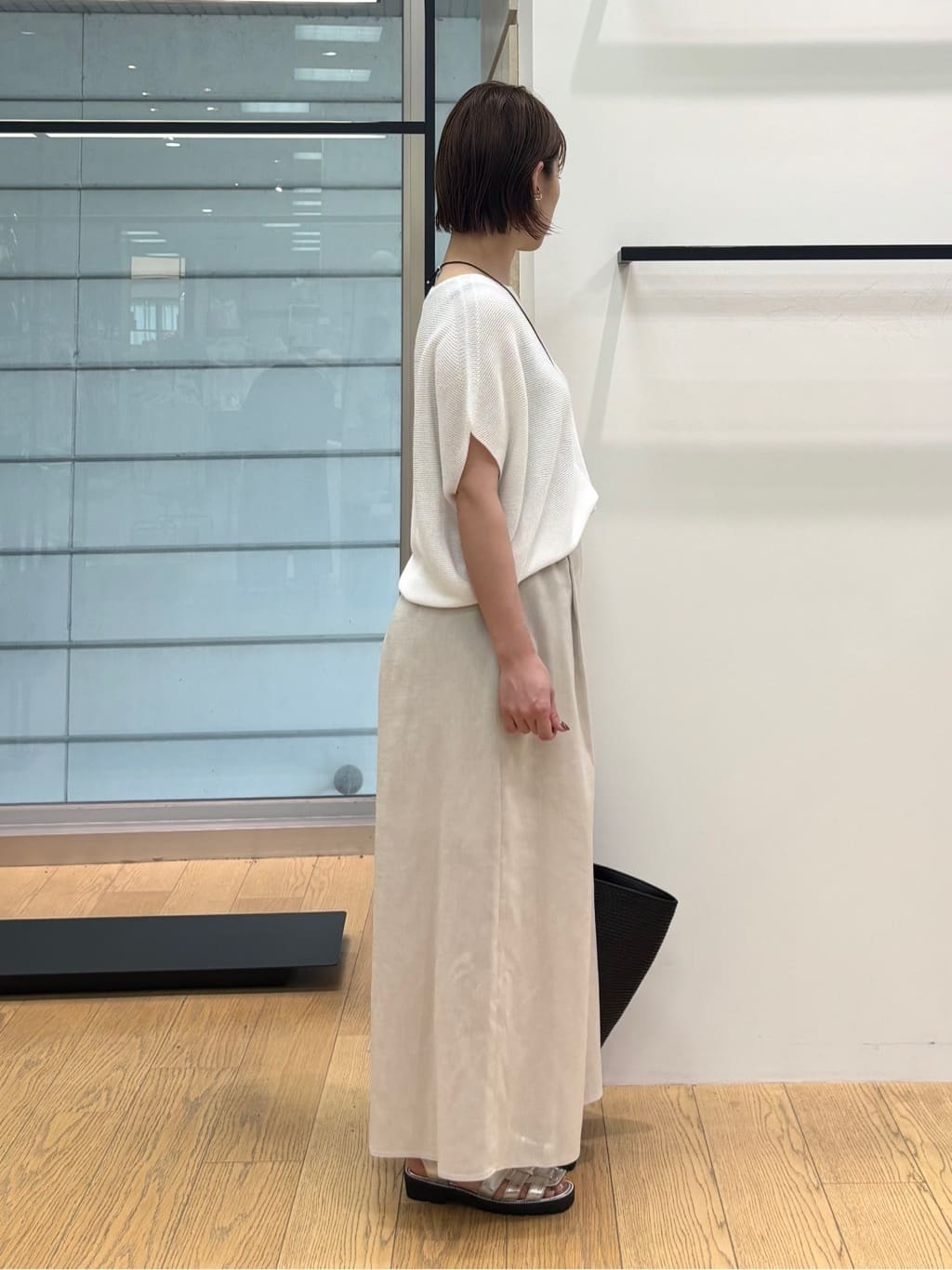 asamiさんの「INDIVI｜【洗える／清涼感】コクーンシルエットニット」を使ったコーディネート
