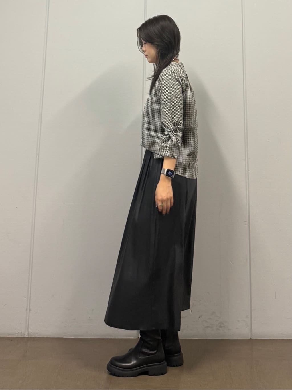 mizukiさんの「INDIVI｜【セットアップ可能】凹凸ストレッチ素材テーラードカラージレジャケット」を使ったコーディネート
