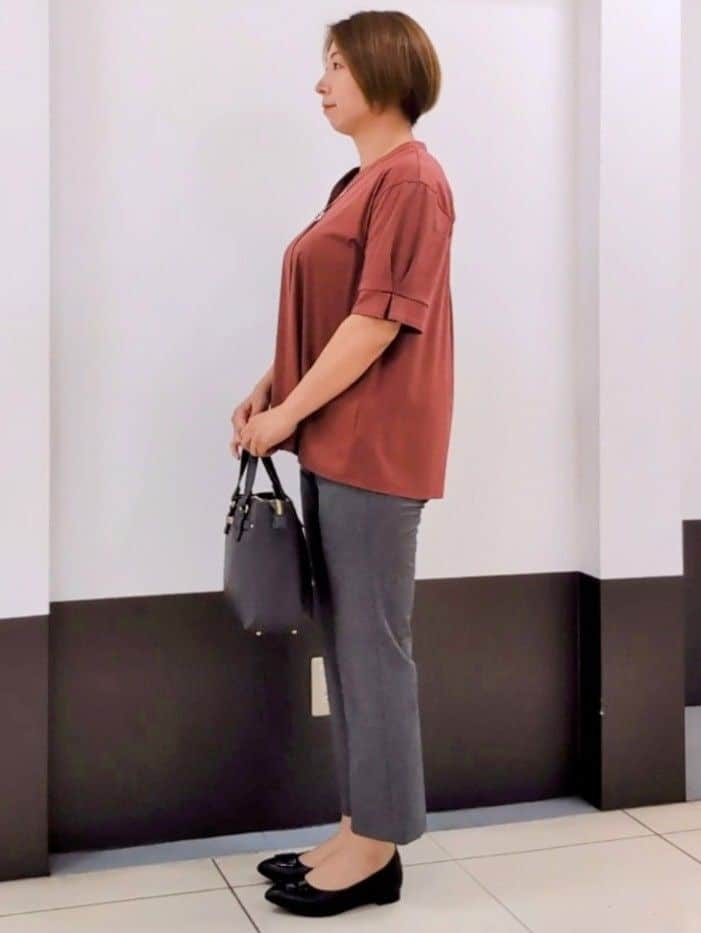 じゅりさんの「Reflect｜【すっきり見え！長め丈／マシンウォッシュ可】スキッパーネックジャージトップス」を使ったコーディネート