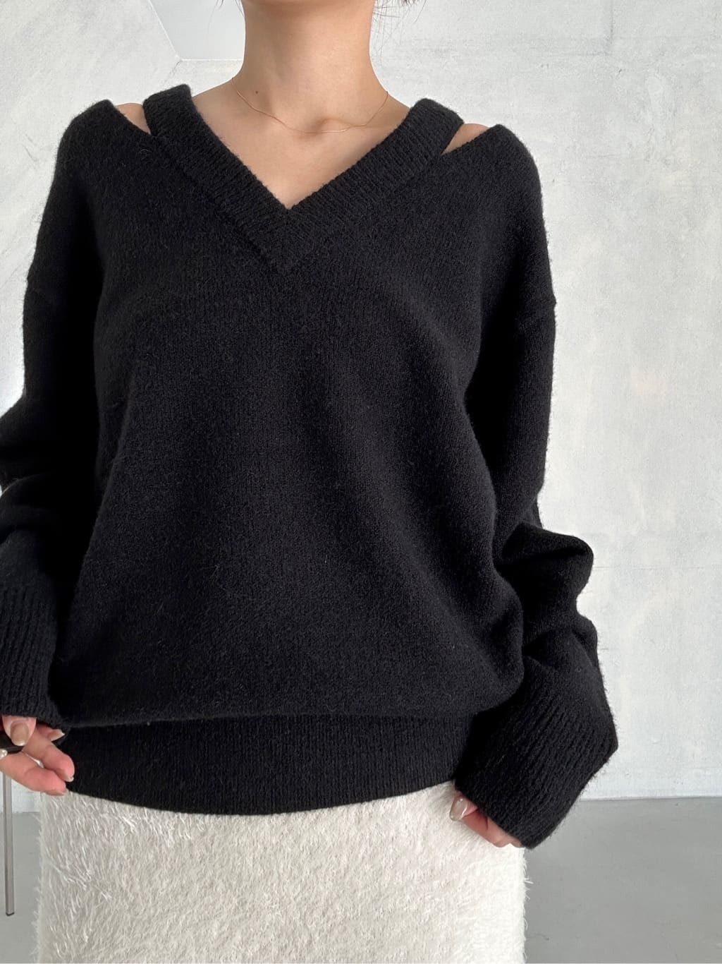 harunaさんの「CODE A｜M cloudy over V pullover」を使ったコーディネート