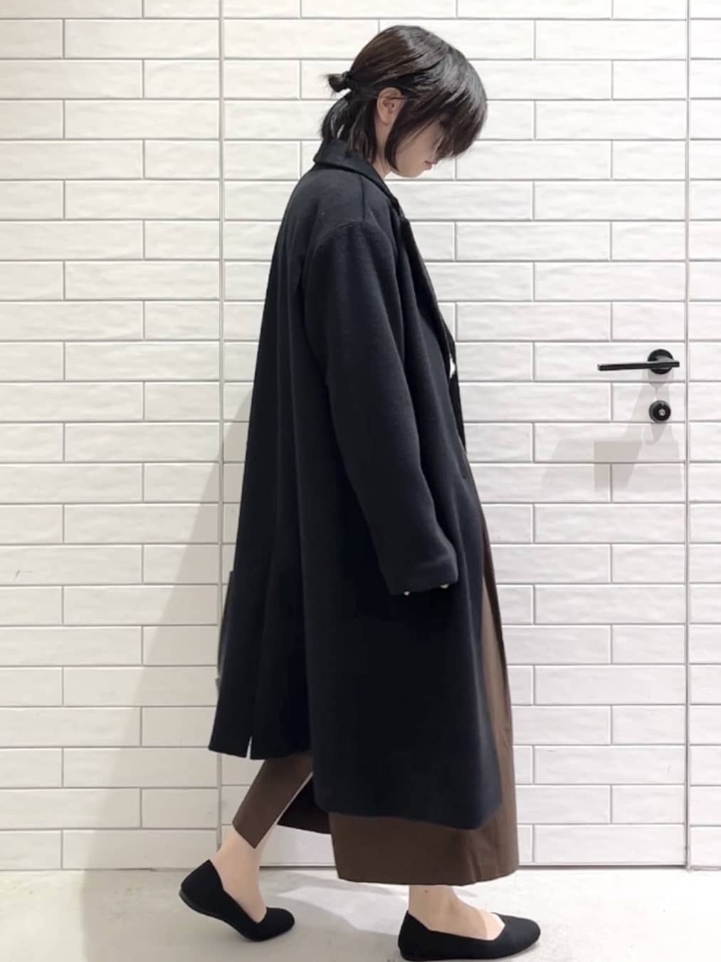 しおりさんの「OPAQUE.CLIP｜カシミヤブレンドウールチェスターコート」を使ったコーディネート