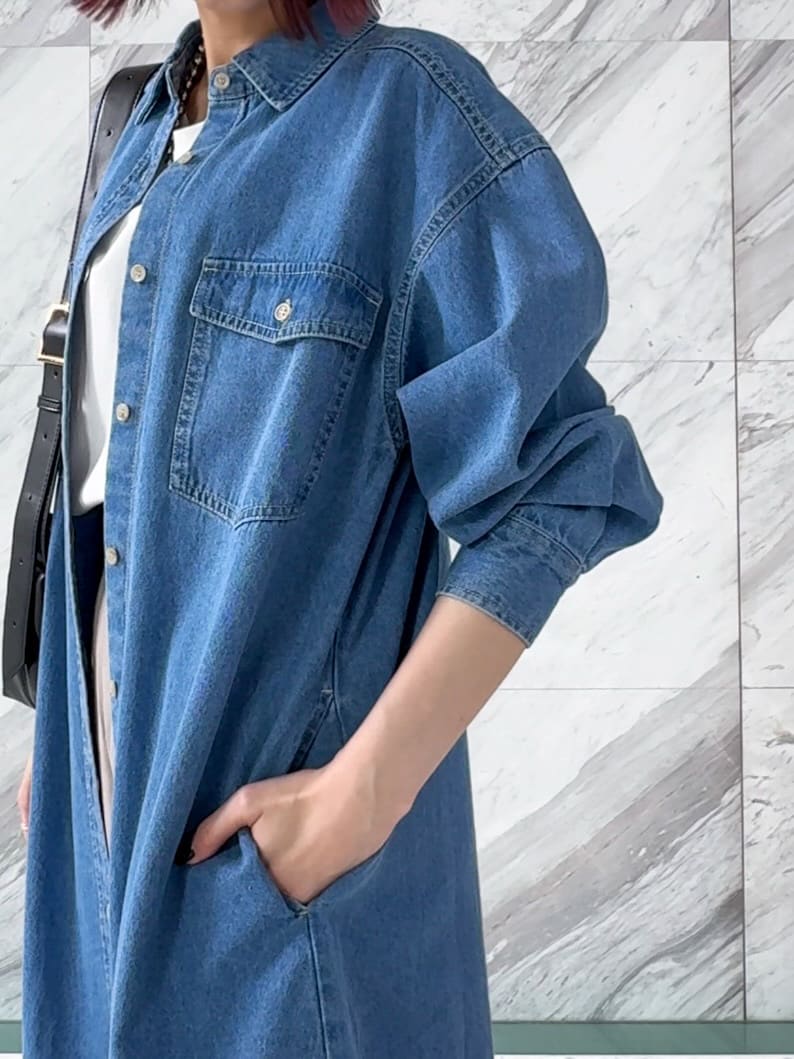 𝐜𝐡𝐢𝐤𝐚さんの「SHOO･LA･RUE｜【S-LL/汗ジミ軽減/ひんやり/UV】体型カバーに タック入りドルマントップス」を使ったコーディネート