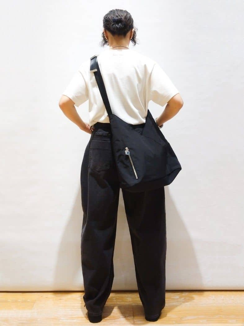 ぽんさんの「OPAQUE.CLIP｜【Pontre Studio／ポンレストゥディオ】別注グラフィックTシャツ」を使ったコーディネート