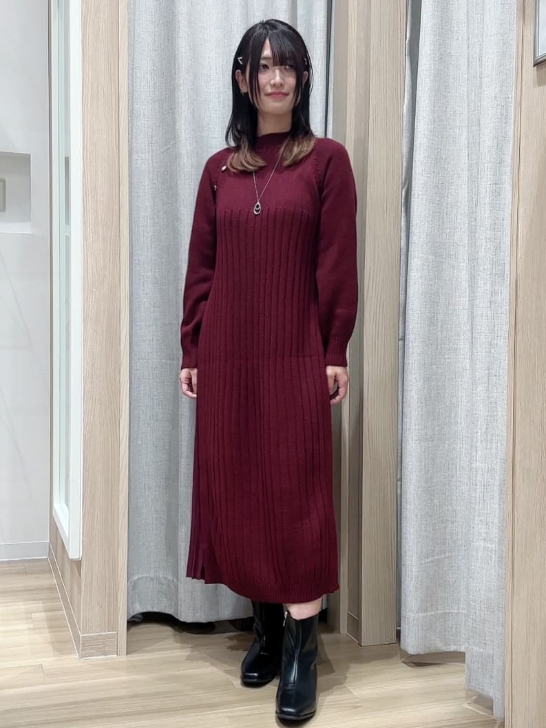 Fumikaさんの「grove｜【選べる着丈】配色サイドプリーツニットワンピース」を使ったコーディネート