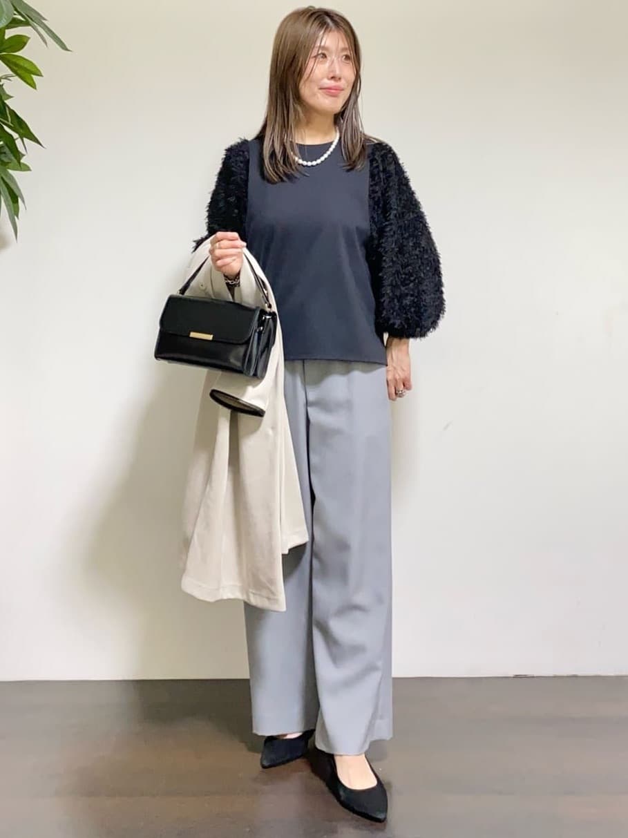 tomoさんの「UNTITLED｜【洗える/軽羽織り】マシュマロタッチ　スエード調コート」を使ったコーディネート
