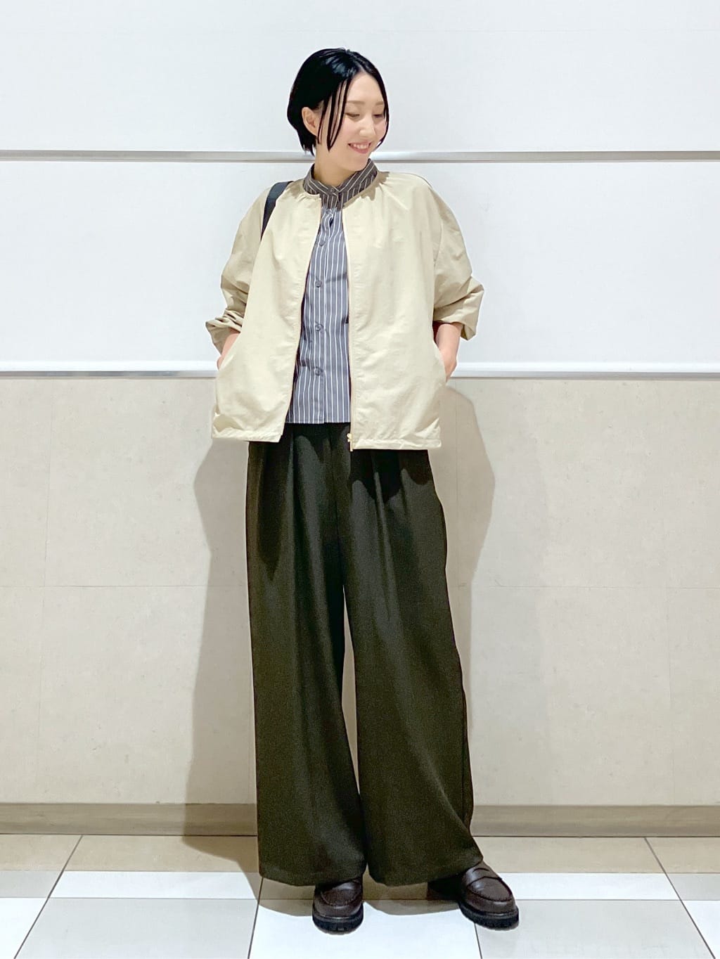 eriko さんの「Dessin｜【セットアップ可・洗える】ダブルタックワイドパンツ」を使ったコーディネート