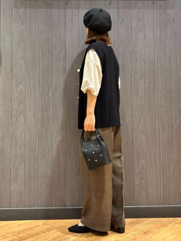 meiさんの「SHOO･LA･RUE｜【ひんやり/洗える/S-LL】袖ねじりシルケットトップス」を使ったコーディネート