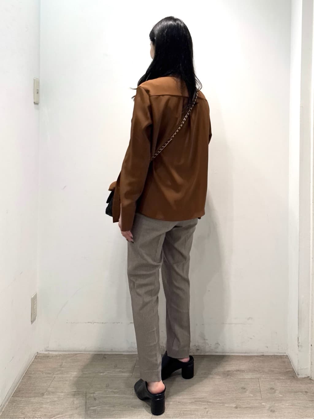 yuicciさんの「OPAQUE.CLIP｜《SS-LLサイズ》ハイストレッチイージースティックパンツ【洗濯機洗い可】」を使ったコーディネート