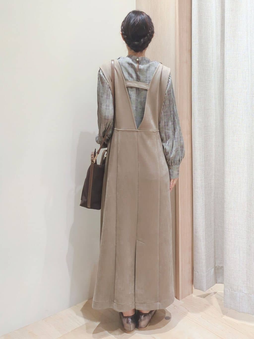 Yuiさんの「grove｜袖プリーツフロントフリルブラウス」を使ったコーディネート