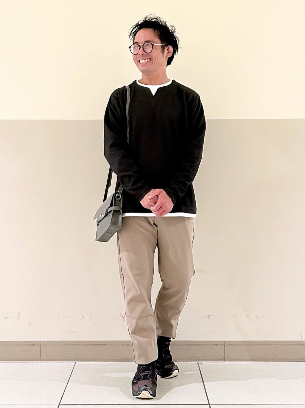 KENJI Iさんの「THE SHOP TK｜累計売上15万本突破！！360&deg;ストレッチ スマートムーブイージーパンツ 【洗濯機OK/ウエストゴム」を使ったコーディネート