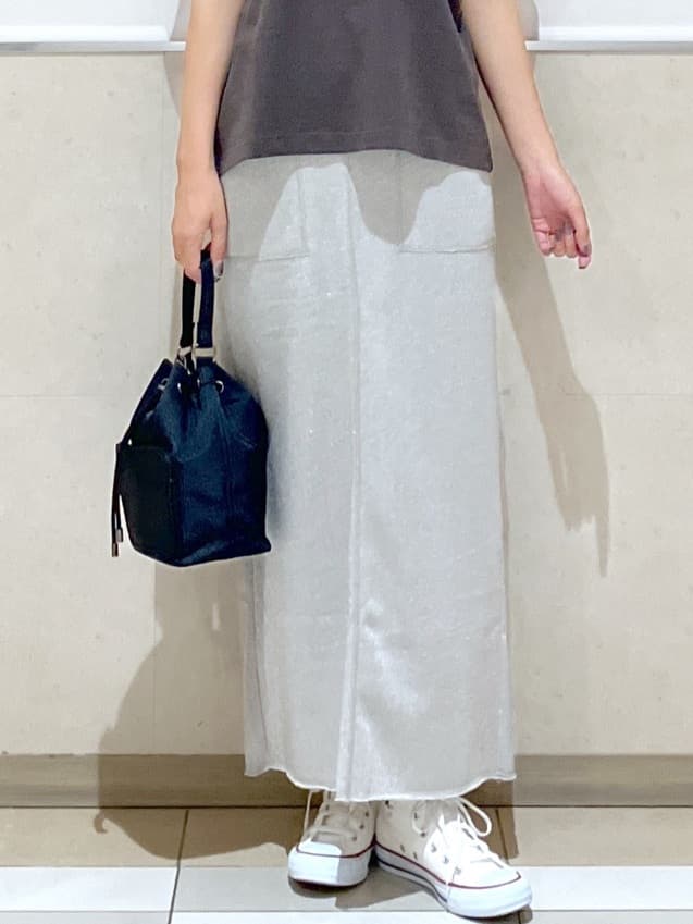eriko さんの「Dessin｜【ユニセックス・洗える】オーガニックコットンロゴ入りTシャツ」を使ったコーディネート