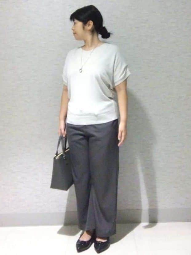 sakoさんの「Reflect｜【ウエスト総ゴム／セットアップ／単品使いOK◎】ベスト＋ストレートパンツセット」を使ったコーディネート