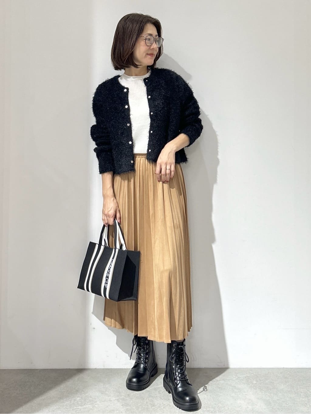 NAKAさんの「OPAQUE.CLIP｜バックプリーツワンピース【洗濯機OK】」を使ったコーディネート