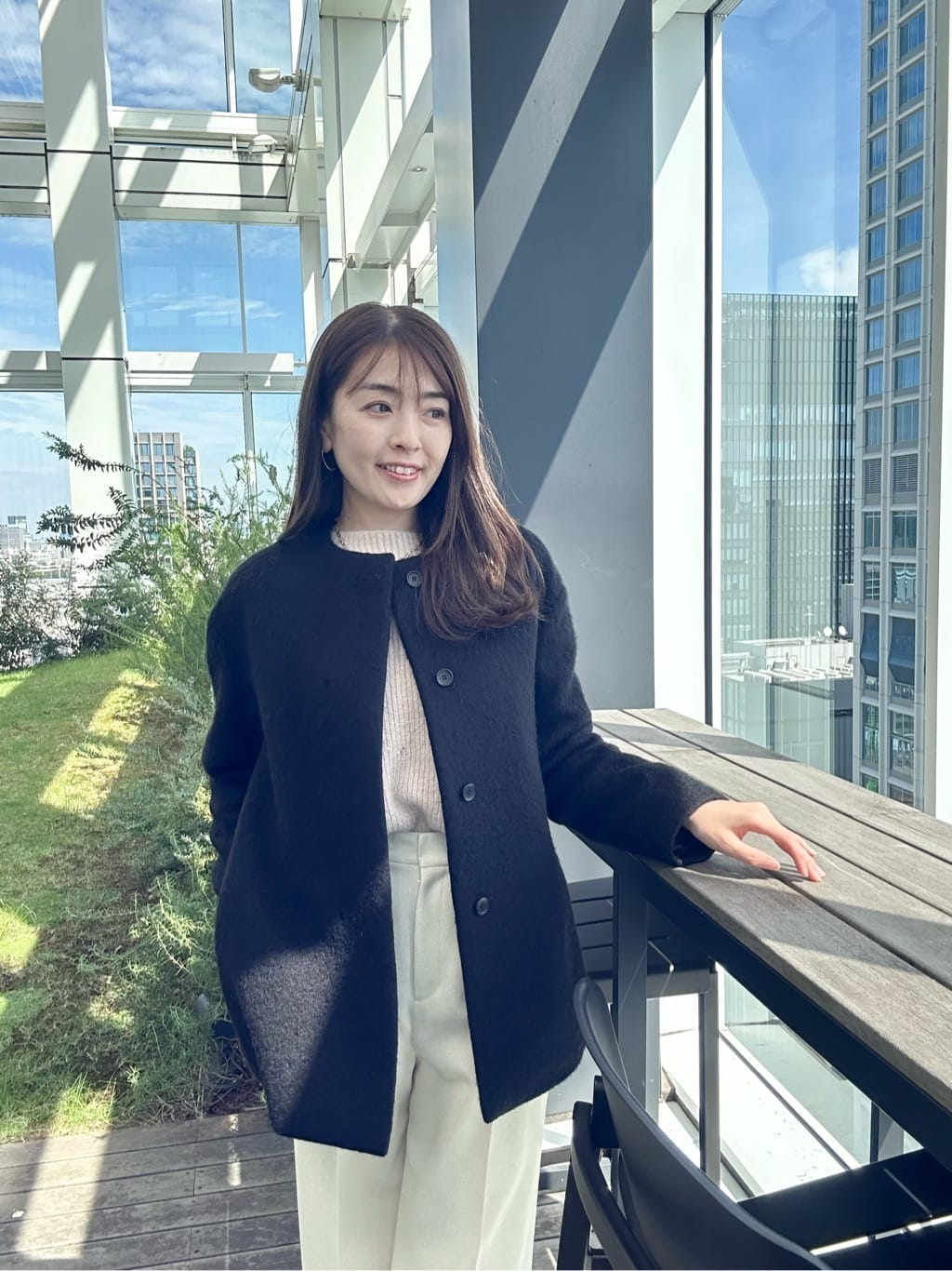hayaseさんの「COUP DE CHANCE｜【手洗い可】スパンコール付ニットトップス」を使ったコーディネート