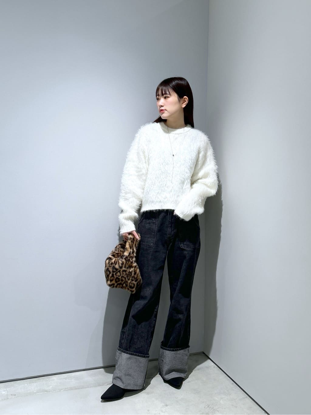 Renoさんの「INDIVI｜ロールアップデニム」を使ったコーディネート