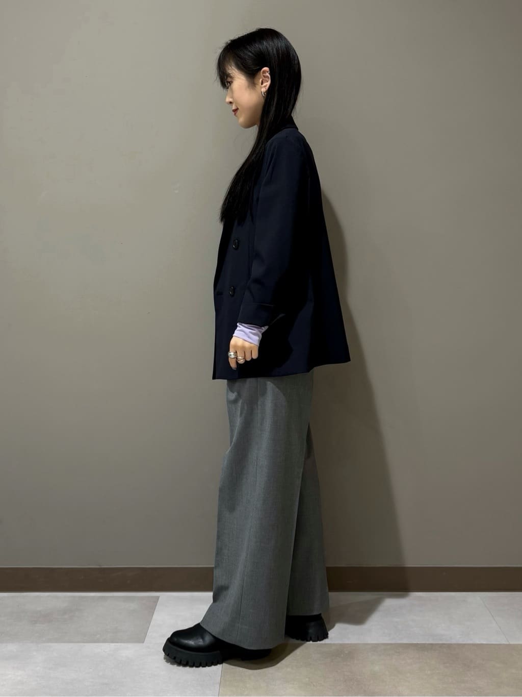 KEIKOさんの「INDIVI｜ストレッチシアーロングTシャツ」を使ったコーディネート