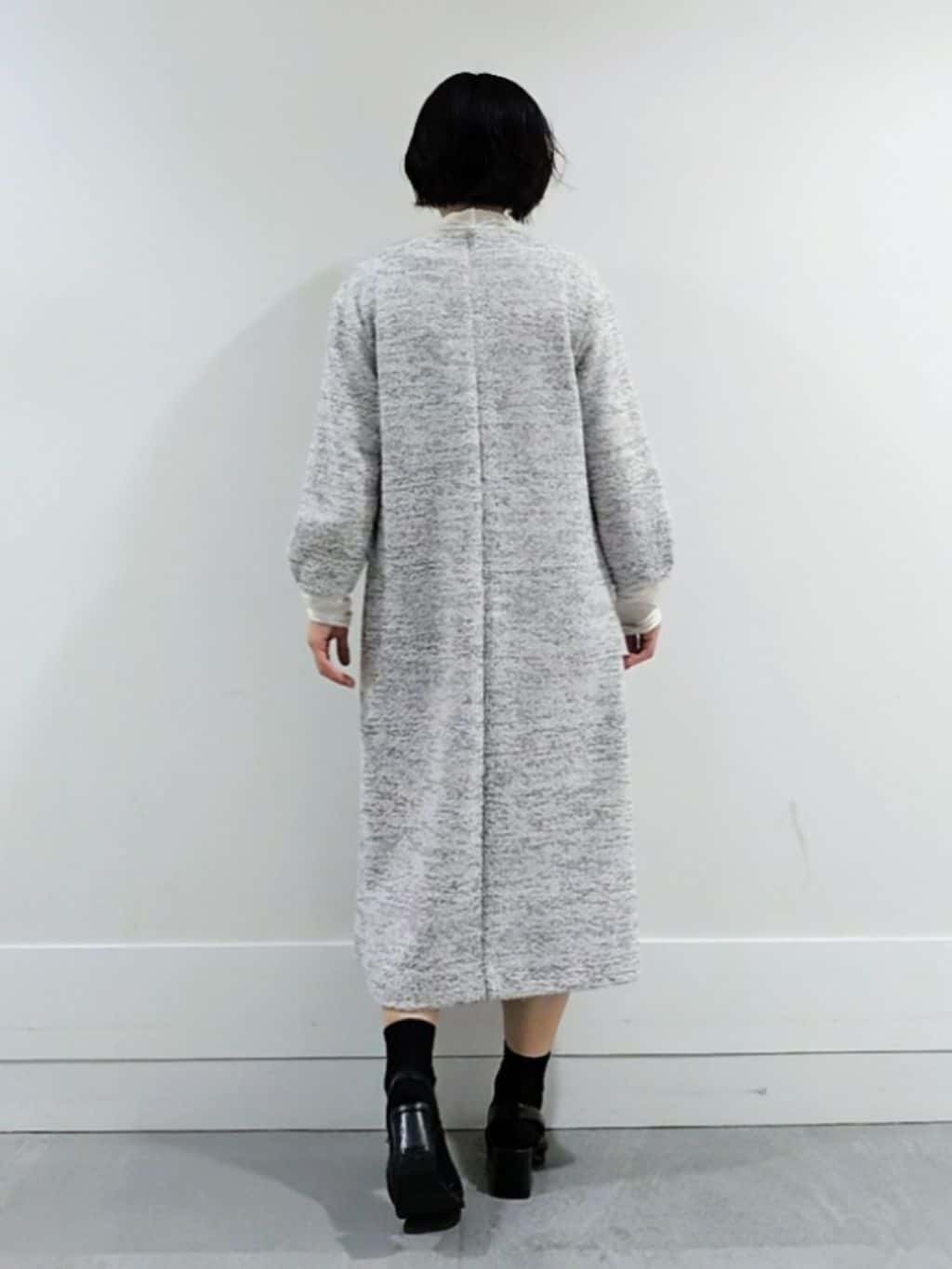 ミズタさんの「UNTITLED｜【洗える/ストレッチ】ツイードジャージワンピース」を使ったコーディネート