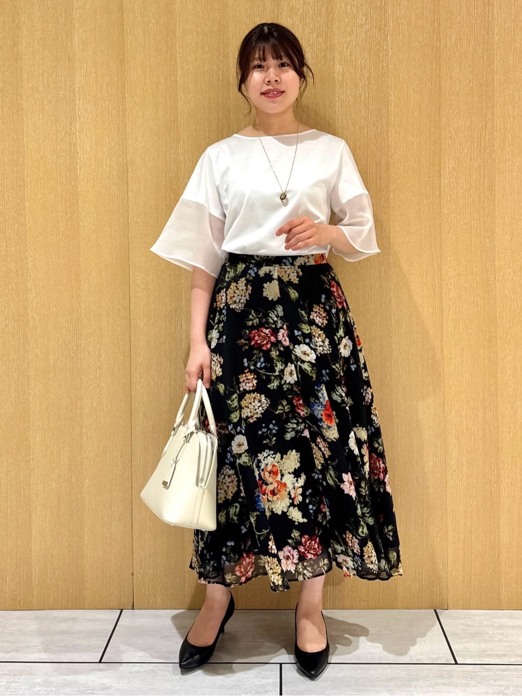 nanaさんの「UNTITLED｜【洗える/五分袖】シアースリーブ プルオーバー」を使ったコーディネート