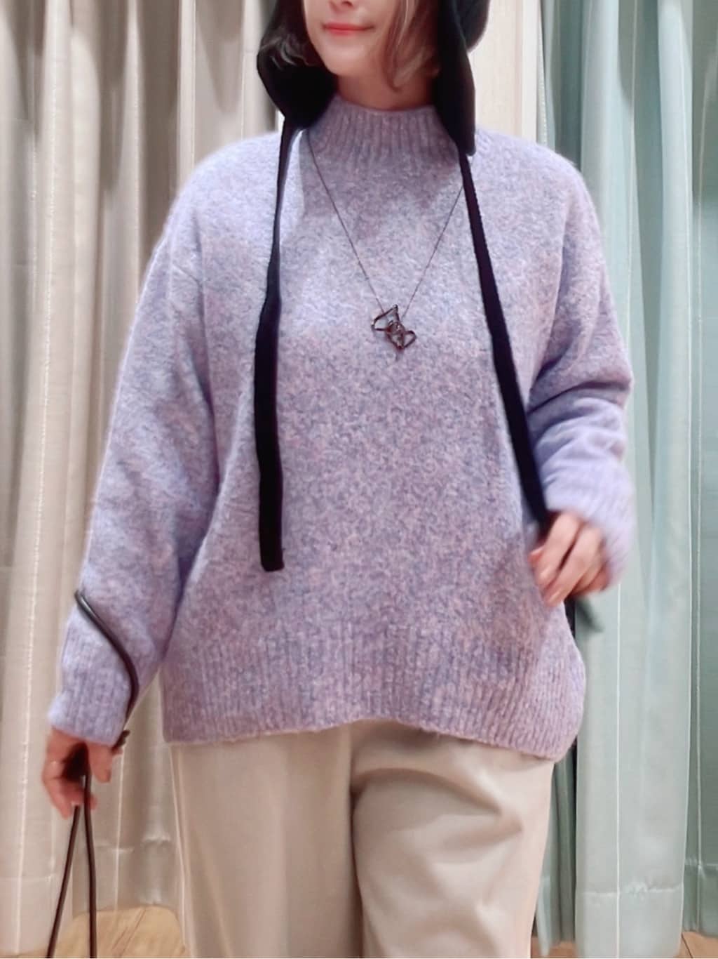 aaamiさんの「SHOO･LA･RUE｜ラメ入りファーが目を惹く ミニショルダーバッグ」を使ったコーディネート
