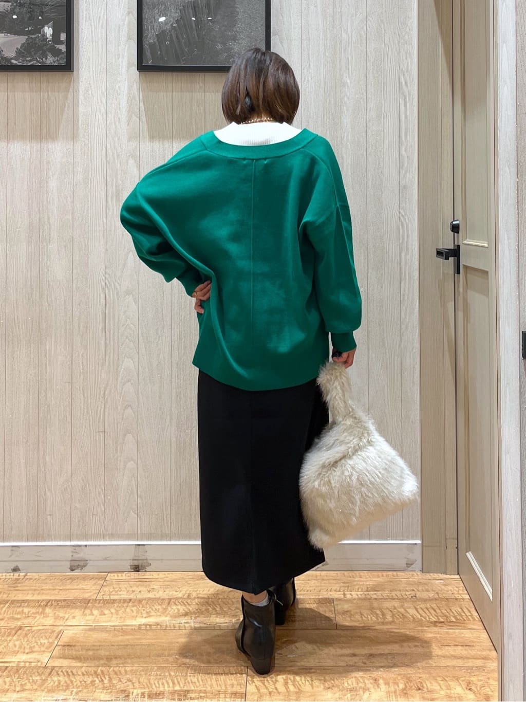 shirayuuuさんの「SHOO･LA･RUE｜ラメ入りファートートバッグ」を使ったコーディネート