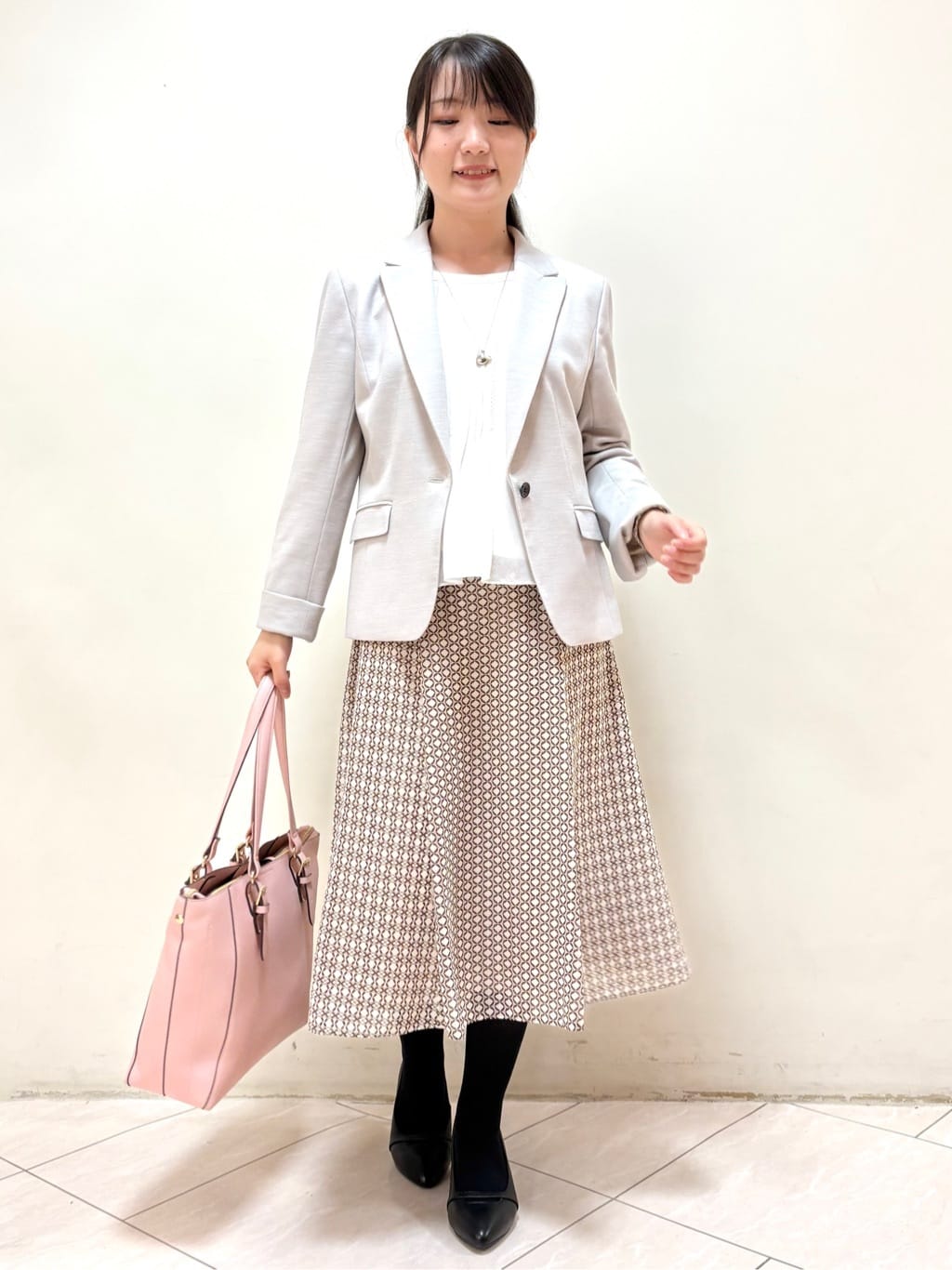 mikiさんの「Reflect｜【SS-4Lサイズ】ピンタック&times;スカラレースブラウス」を使ったコーディネート