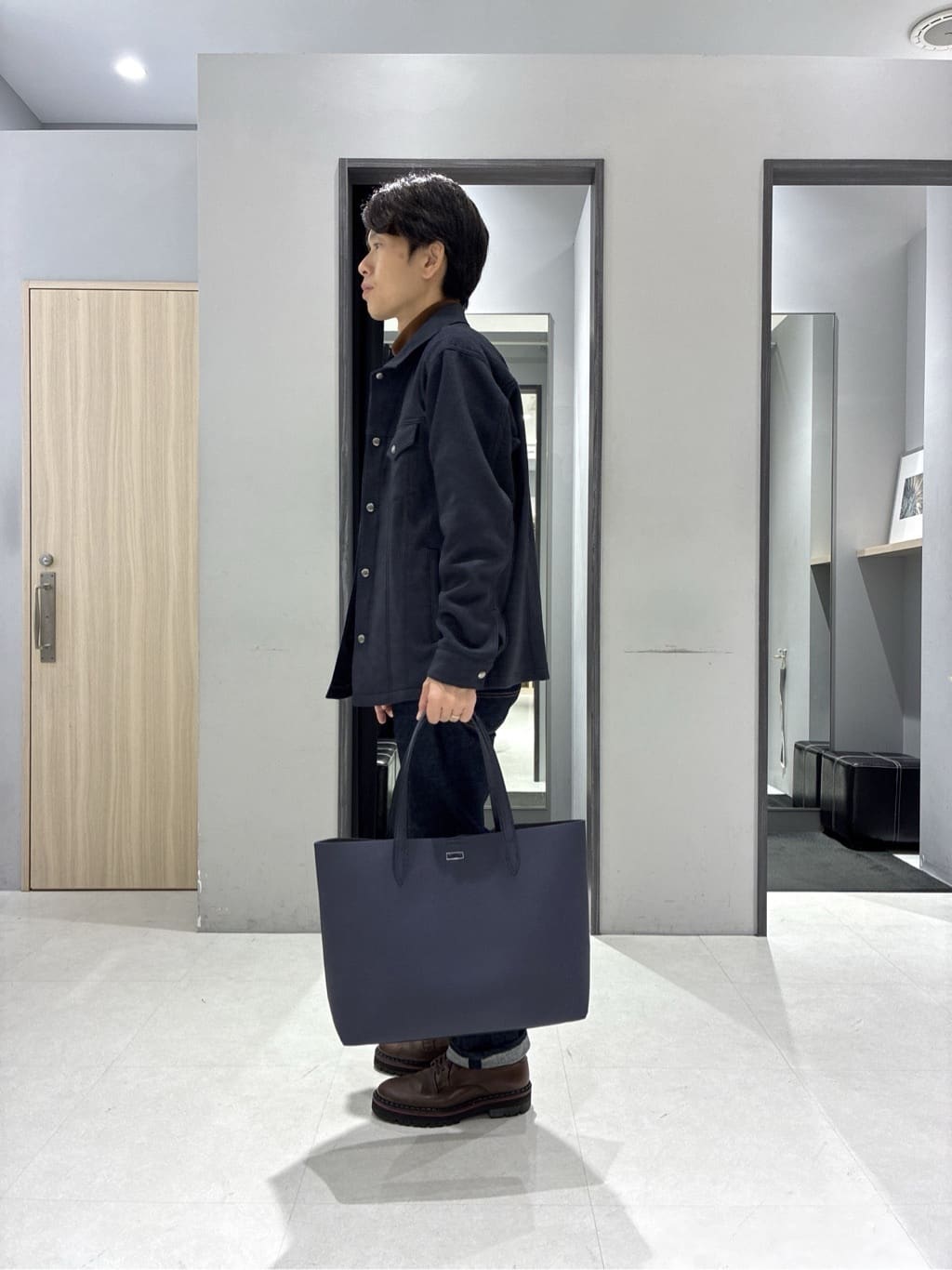 わいずみさんの「TAKEO KIKUCHI｜アンチピリング タートルネック ニット」を使ったコーディネート
