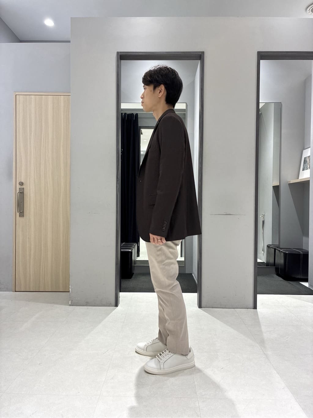 わいずみさんの「TAKEO KIKUCHI｜【360&deg;ストレッチ／セットアップ対応】None Of Stress ジャケット」を使ったコーディネート