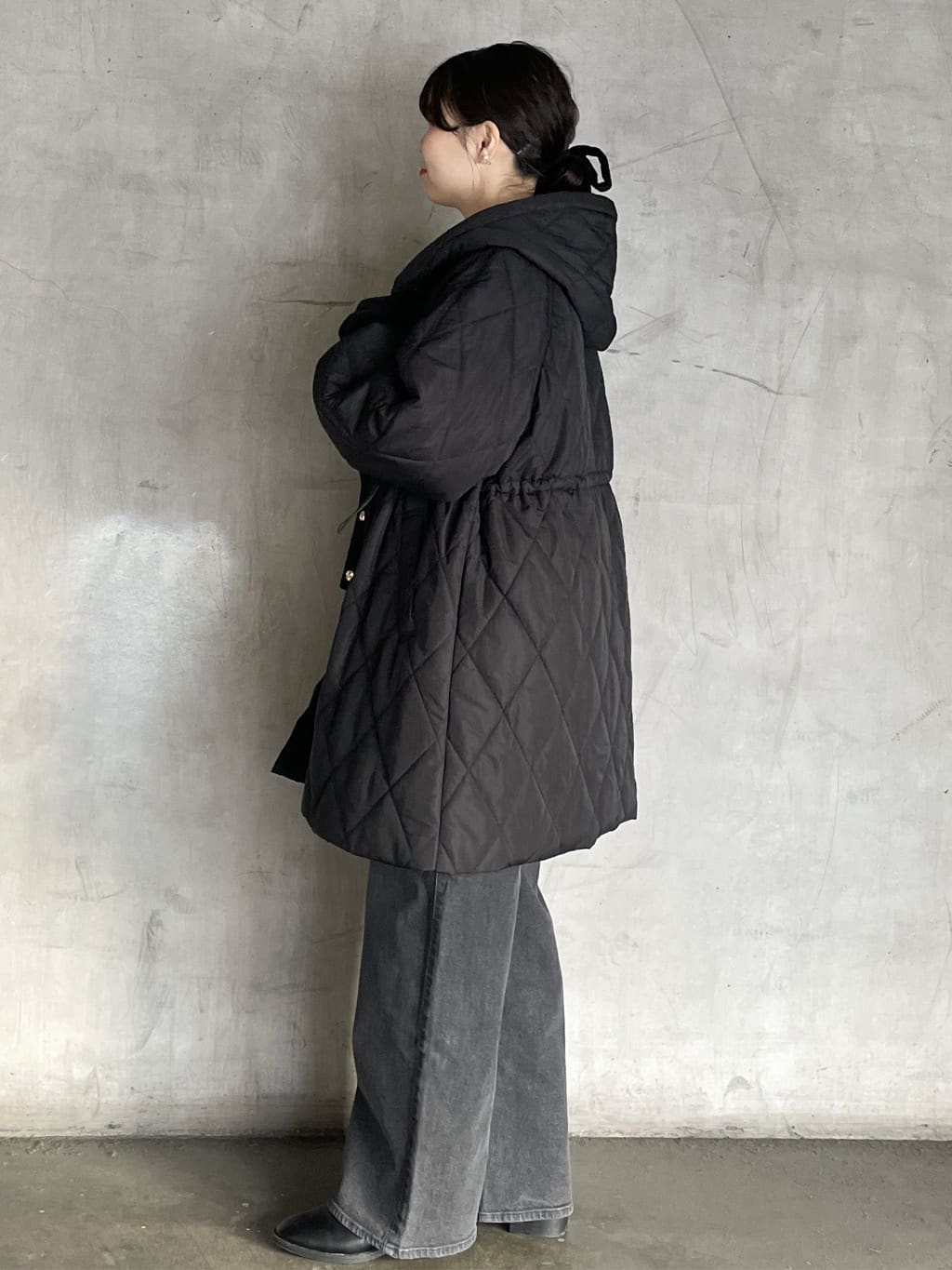 tomokoさんの「OPAQUE.CLIP｜金ボタンラメニットカーディガン【洗濯機OK】」を使ったコーディネート