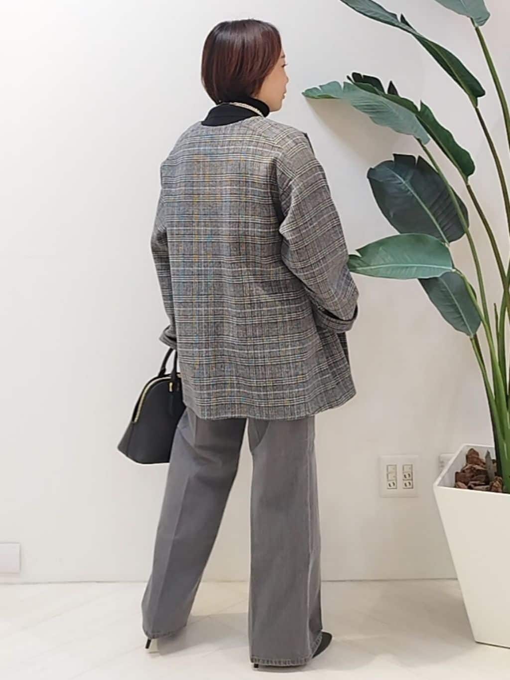 s u g iさんの「UNTITLED｜【ミディ丈/軽やか】セミラグランリバー コート」を使ったコーディネート