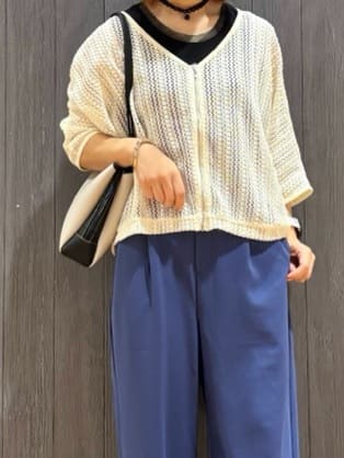 meiさんの「SHOO･LA･RUE｜【洗える/S-LL】季節の変わり目に 透かし柄が涼やか ジップブルゾン」を使ったコーディネート