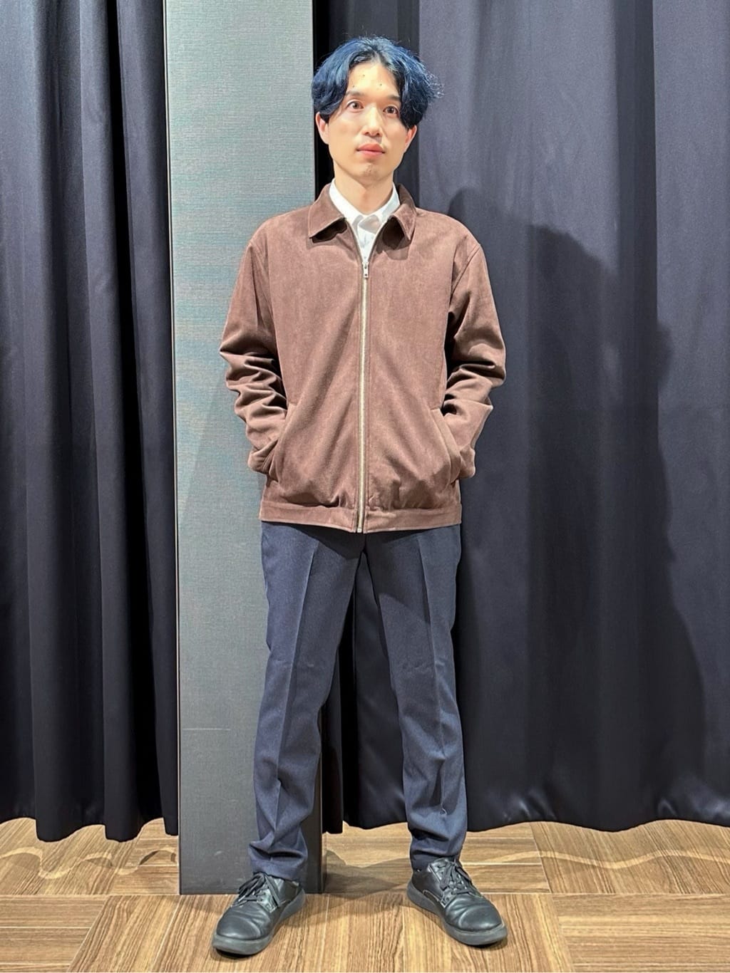tomoyaさんの「THE SHOP TK｜ドレスオックスシャツ」を使ったコーディネート
