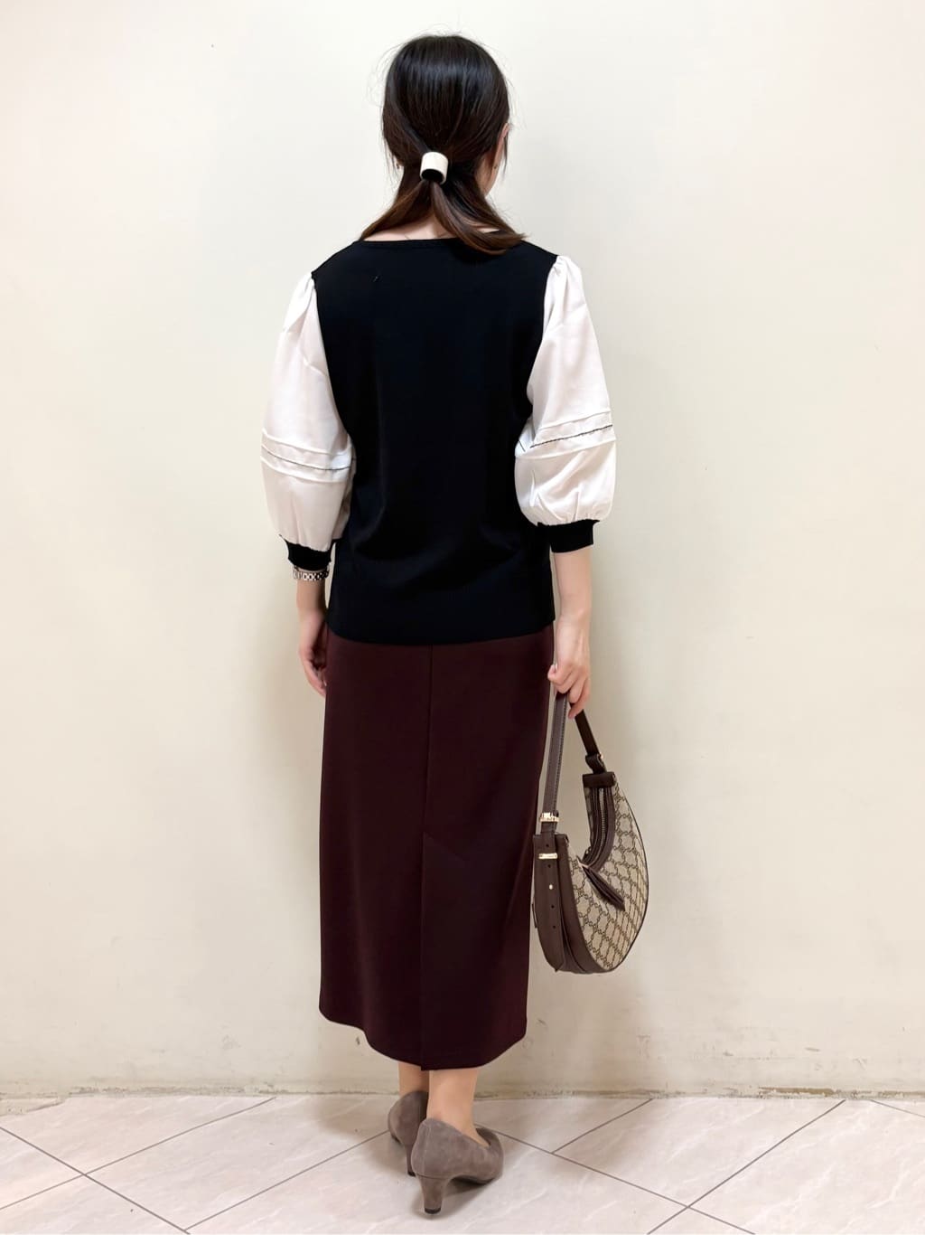 mikiさんの「Reflect｜【WEB先行カラーあり／手洗い可】ジョーゼットスリーブ&times;ニット」を使ったコーディネート