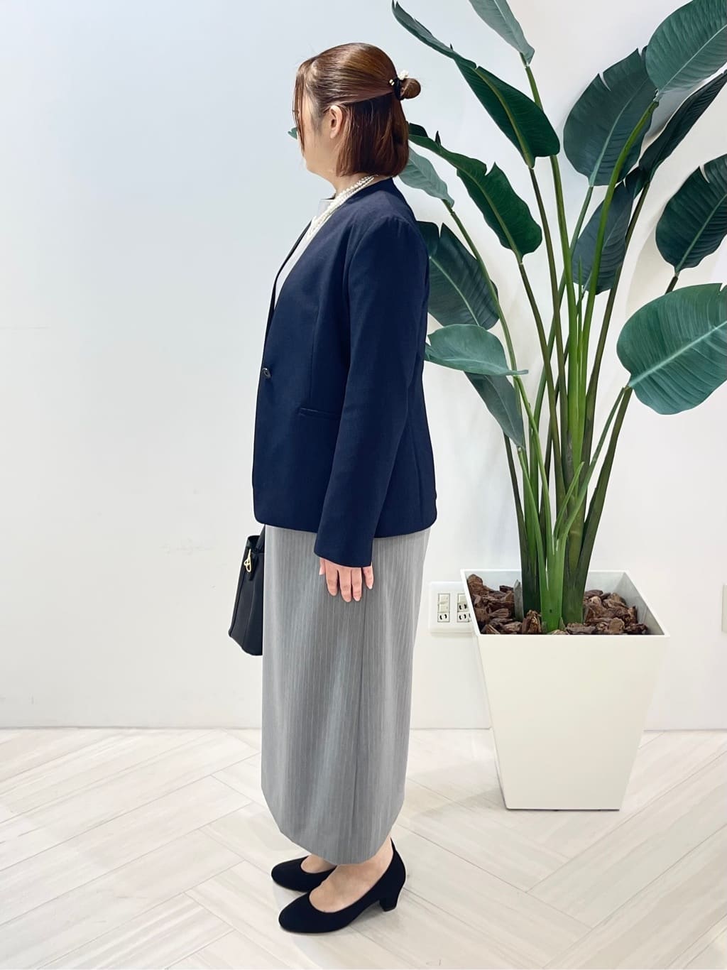 Tomoさんの「UNTITLED｜【洗える／通勤／スーツ】メランジストレッチ ノーカラージャケット」を使ったコーディネート