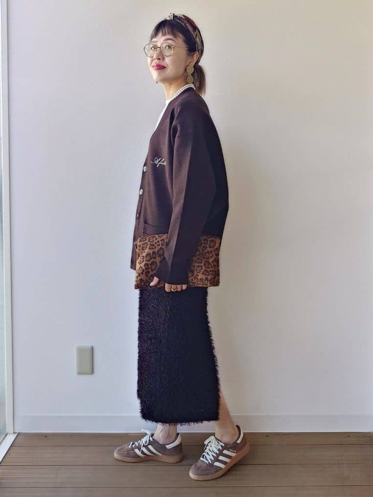 MUTSUKOさんの「UNTITLED｜【CHIGNON】CHERIE シンプルロゴTシャツ」を使ったコーディネート