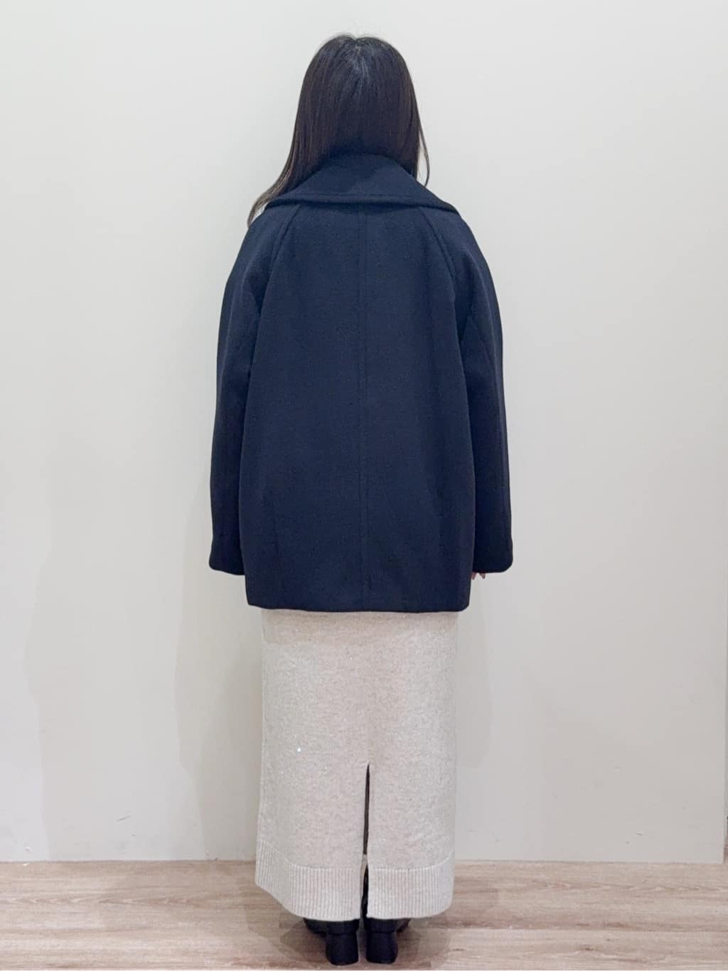 しまじろさんの「OPAQUE.CLIP｜カシミヤブレンドウールミドルピーコート」を使ったコーディネート