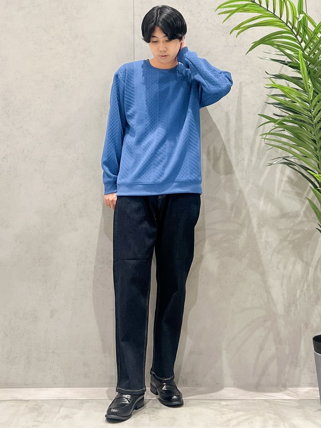 SHI-MAさんの「THE SHOP TK｜【無地に飽きた方へ】ふくれジャカードスウェット　洗濯機OK/6色展開/ユニセックスでおすすめ！」を使ったコーディネート